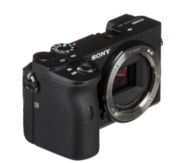 Sony Alpha A6600 Mirrorless Camera - Imagem 2