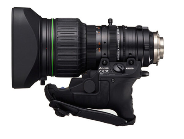 kit Blackmagic Design URSA Broadcast G2 com lente Canon e controle de zoom e foco - Imagem 7